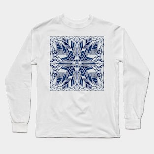 Symmetrical Blue and White Leaves Design Long Sleeve T-Shirt